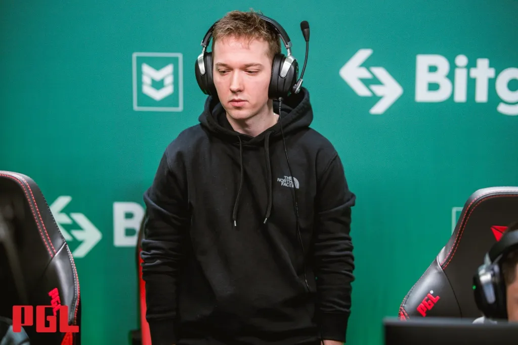 Tonyblack (kibaken) — вечно «молодой и перспективный» игрок, в свое время даже представлявший NAVI. На момент публикации материала является тренером NTR | Фото: PGL